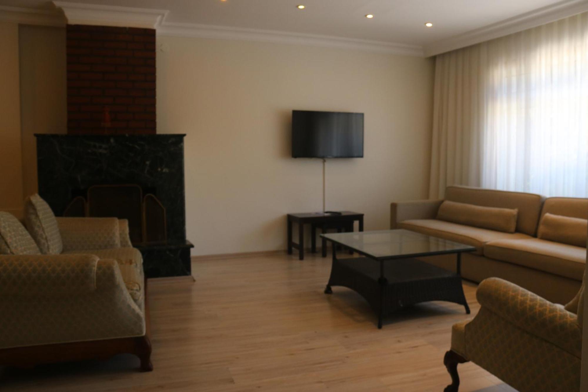 Bueyuekada Apart Hotel - Karadag Apart アダラー エクステリア 写真